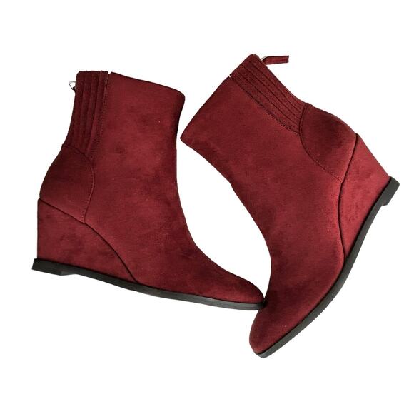 Dolce Vita Women's Wedge Red Faux Suede Zippered  Ankle Bootie NEW Size 7.5; - Picture 8 of 8